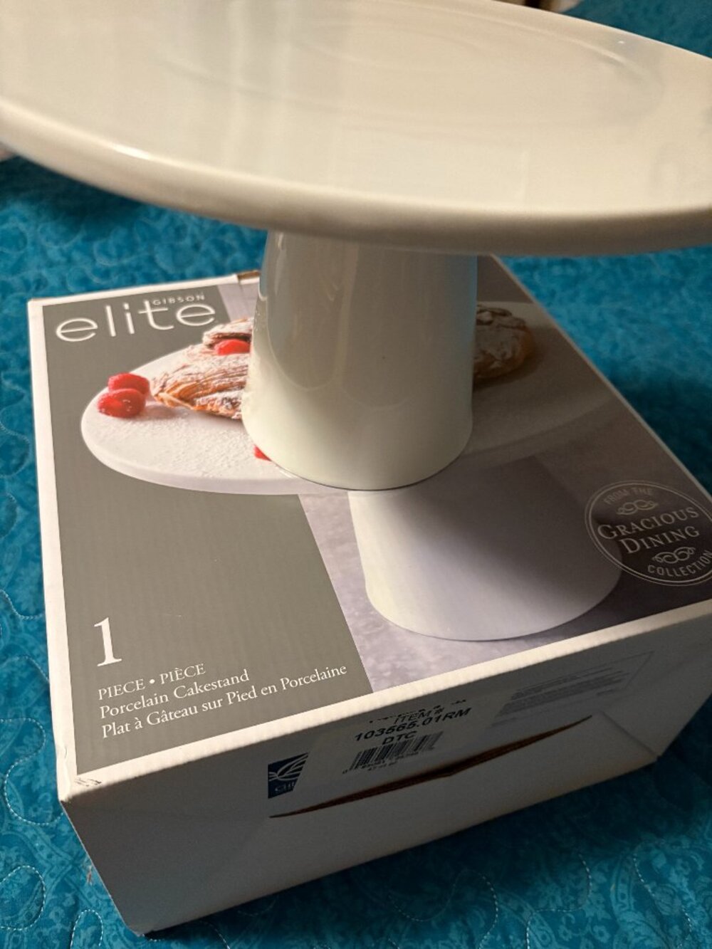 Gibson Elite Gracious Dining 11 in Pedestal Cake Stand